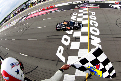 NASCAR Sprint Cup Series Axalta 'We Paint Winners' 400